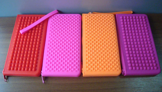 2012 terbaru desain tas wanita tas tangan dubai tas silikon wanita dompet koin