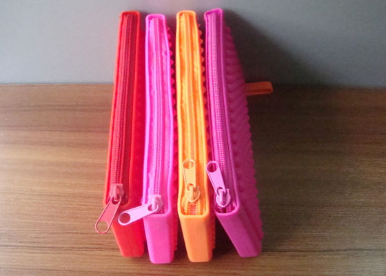 2012 terbaru desain tas wanita tas tangan dubai tas silikon wanita dompet koin